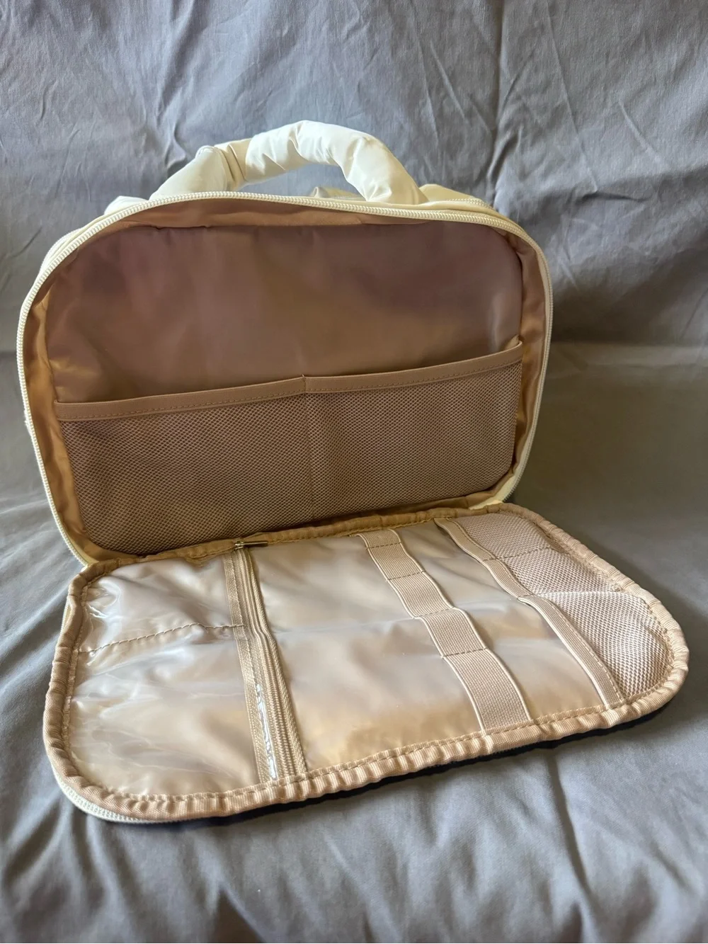 Bagsmart - Zora space saver 4-in-1 multifunction toiletry bag - white / cream